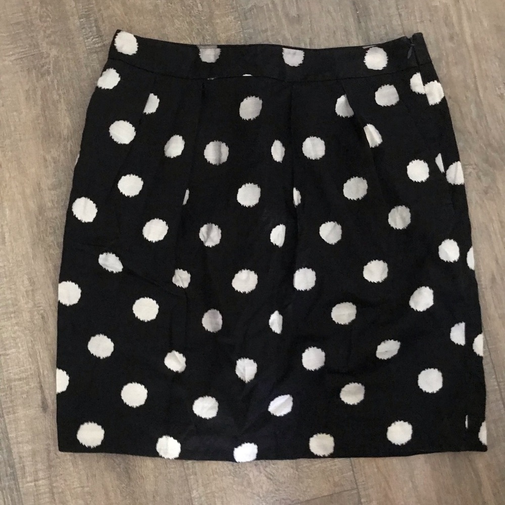 LOFT • Polka Dot Skirt • Pockets Black